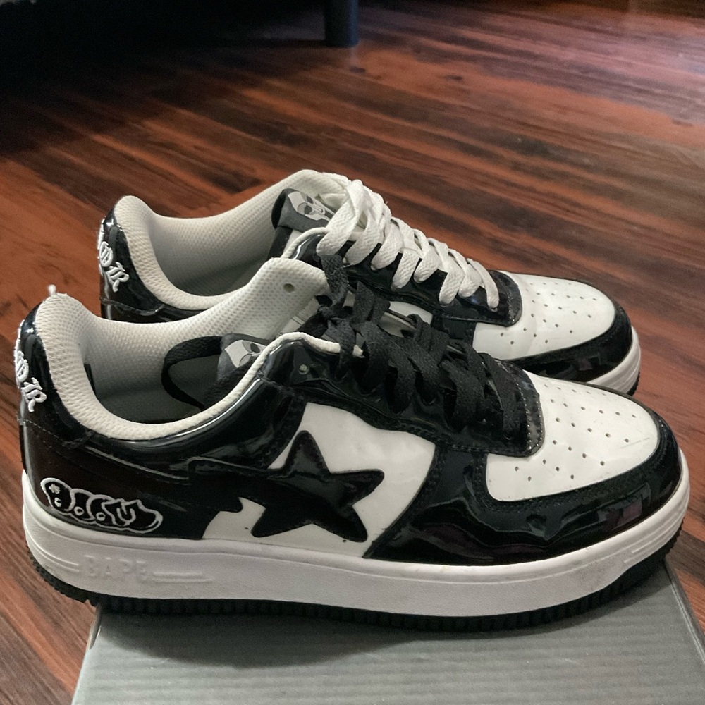 BAPE MF DOOMstas - Picture 2 of 3